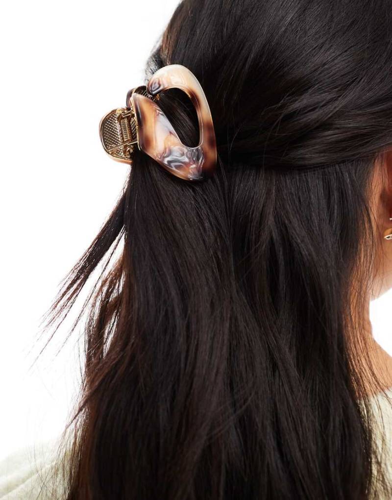 ASOS DESIGN - Haarklammer mit abstraktem Design in Braun von ASOS DESIGN