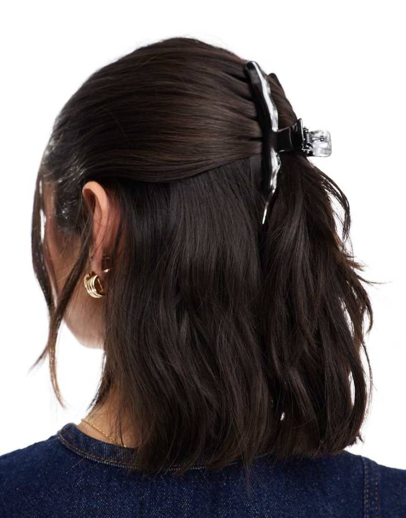 ASOS DESIGN - Haarspange in Stahlgrau mit geschmolzener Optik-Silber von ASOS DESIGN