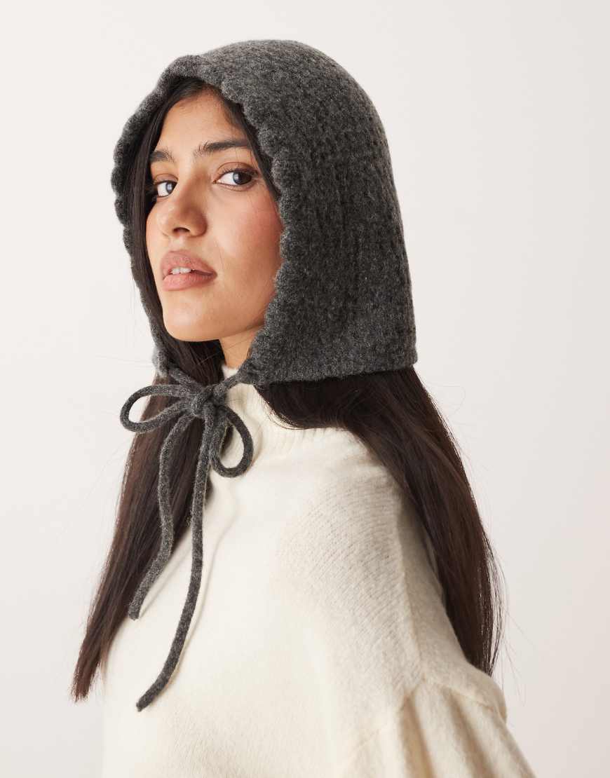ASOS DESIGN - Häkelkapuze zum Binden aus Wollmix-Grau von ASOS DESIGN