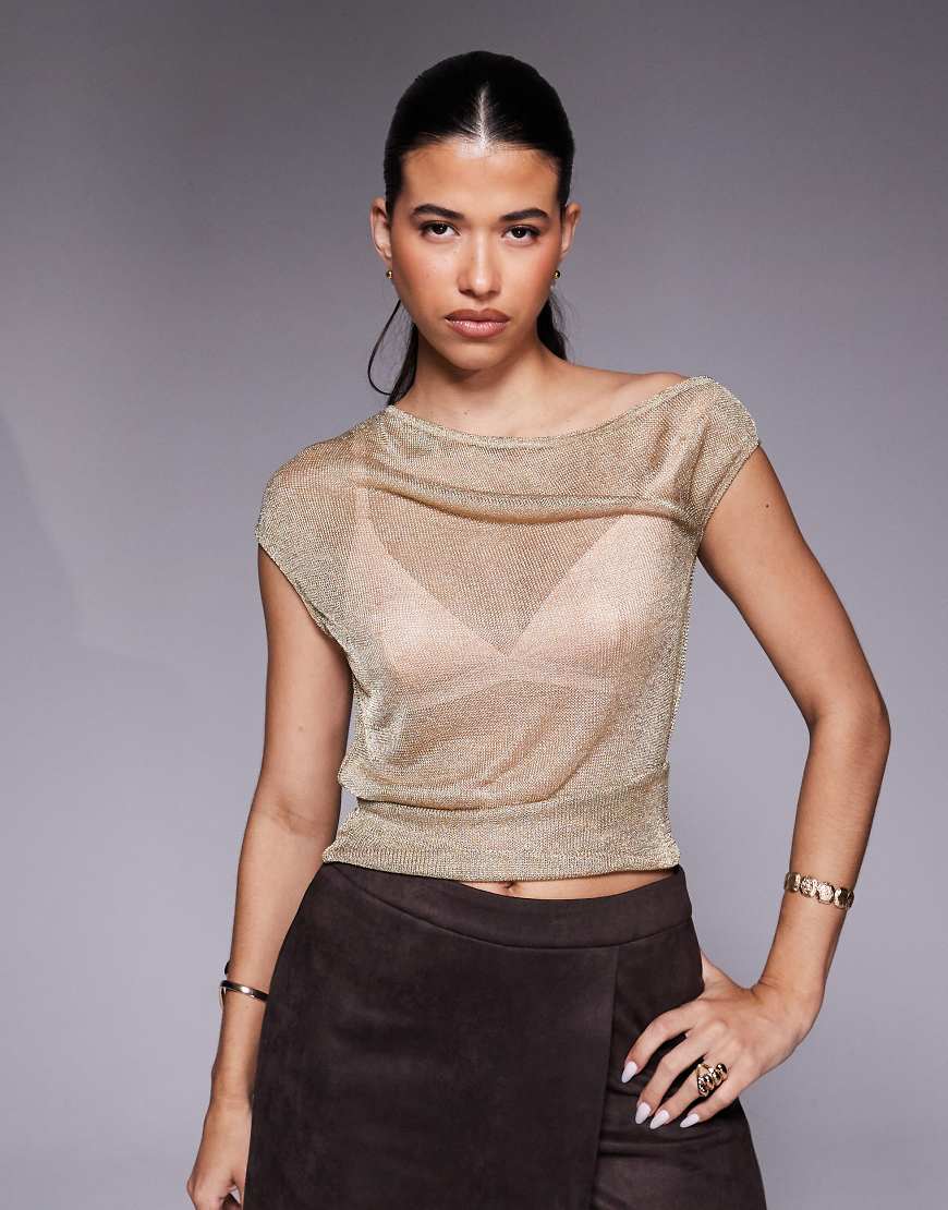 ASOS DESIGN - Leicht durchscheinendes Oberteil in Metallic-Gold mit asymmetrischer Schulterpartie-Goldfarben ASOS DESIGN - Leicht durchscheinendes Oberteil in Metallic-Gold mit asymmetrischer Schulterpartie-Goldfarben von ASOS DESIGN