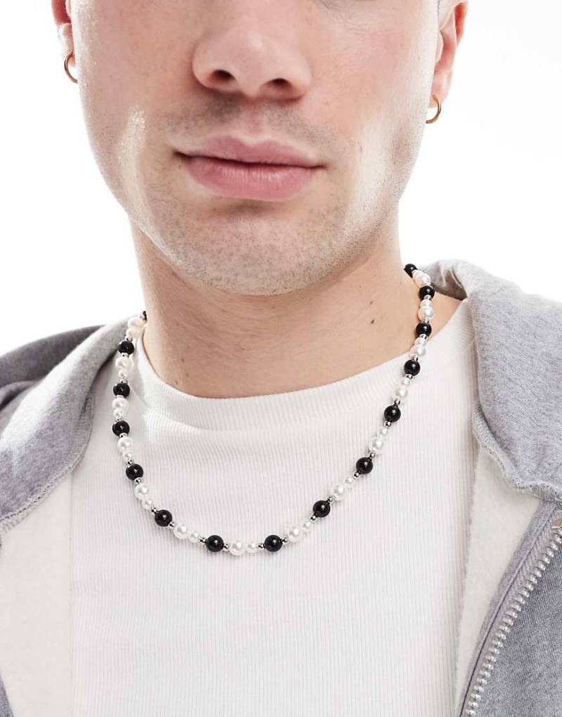 ASOS DESIGN - Mehrfarbige Festival-Halskette mit Kunstperlen und schwarzen Perlen-Weiß von ASOS DESIGN