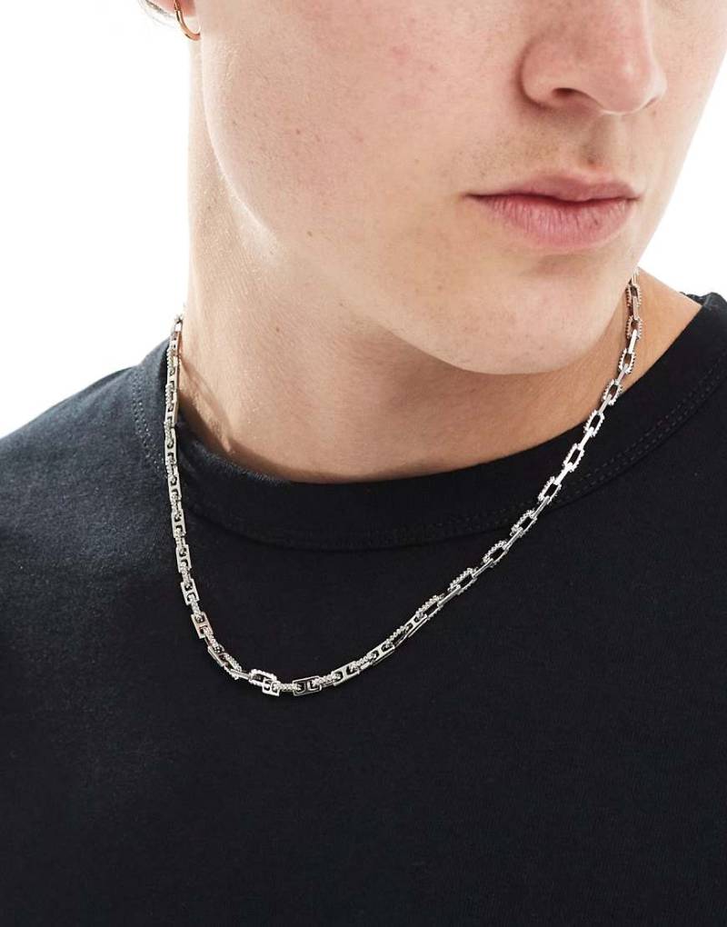 ASOS DESIGN - Silberfarbene Festival-Halskette mit strukturierten Kettengliedern von ASOS DESIGN