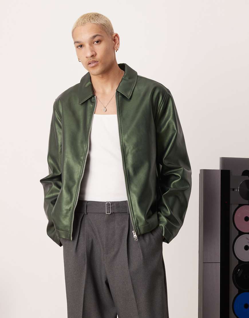 ASOS DESIGN - Harrington-Jacke aus Kunstleder in Metallic-Grün ASOS DESIGN - Harrington-Jacke aus Kunstleder in Metallic-Grün von ASOS DESIGN