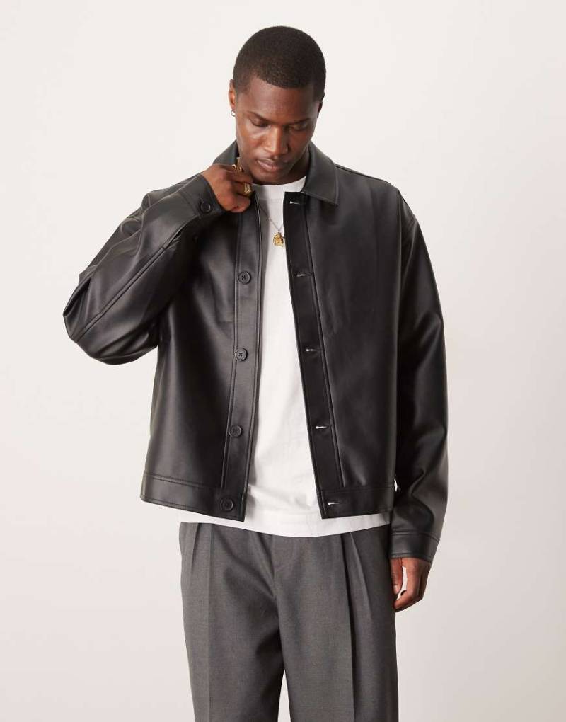 ASOS DESIGN - Harrington-Jacke aus Kunstleder in Schwarz mit Oversize-Passform von ASOS DESIGN