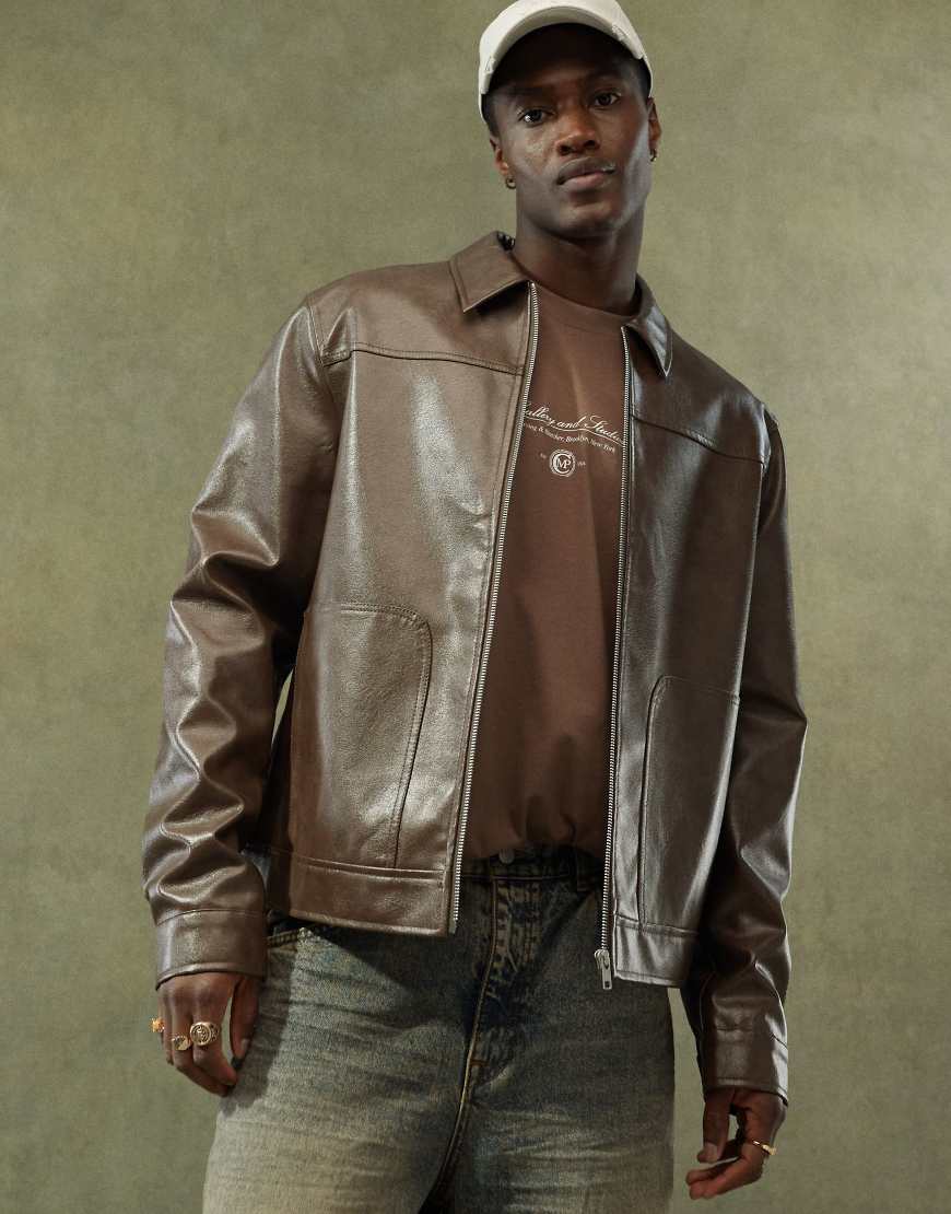 ASOS DESIGN - Harrington-Jacke aus Kunstleder in verwaschenem Braun von ASOS DESIGN