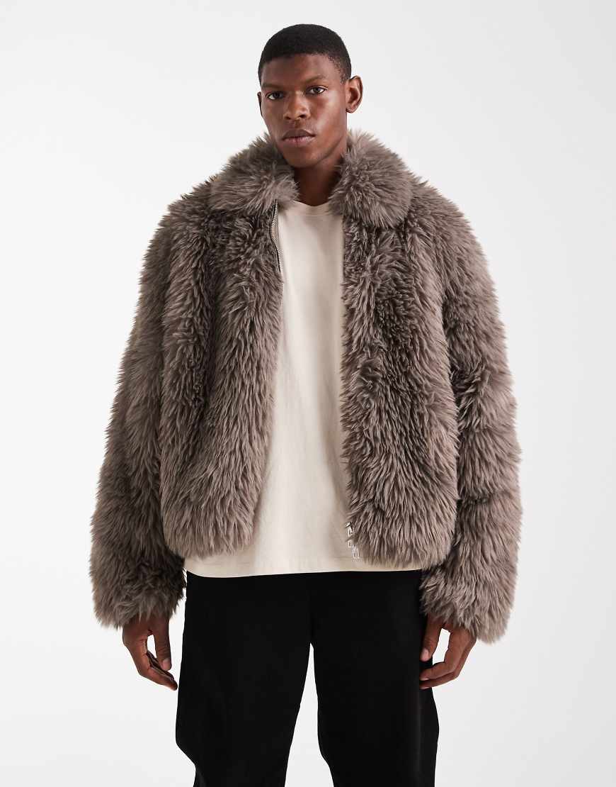 ASOS DESIGN - Harrington-Jacke aus Kunstpelz in Braun-Brown von ASOS DESIGN
