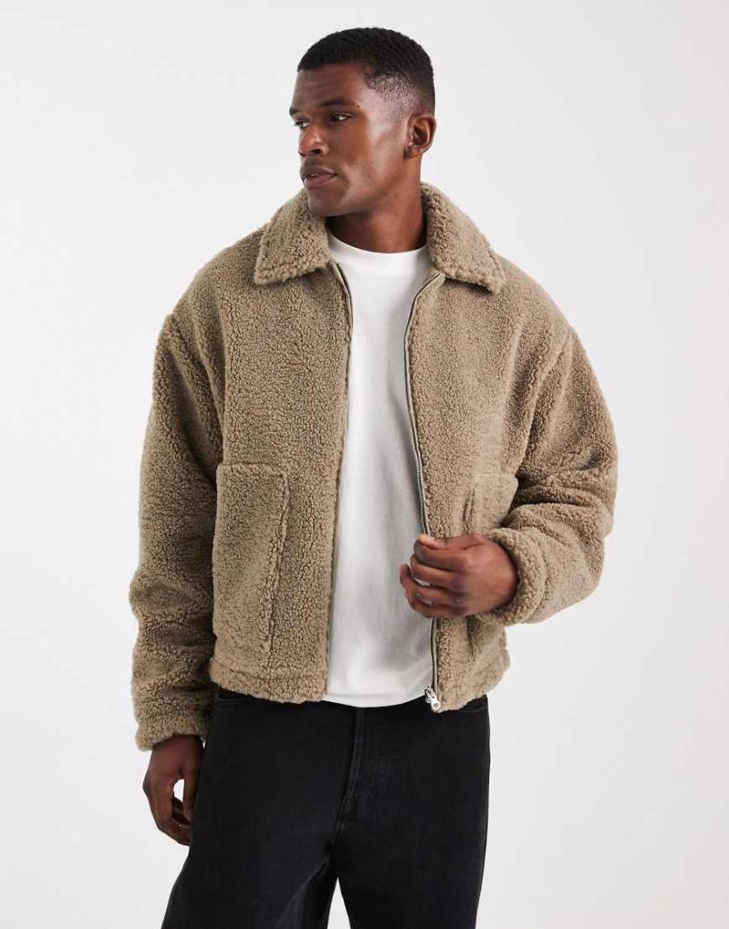 ASOS DESIGN - Harrington-Jacke aus Teddyfell in Steinbeige-Grün von ASOS DESIGN
