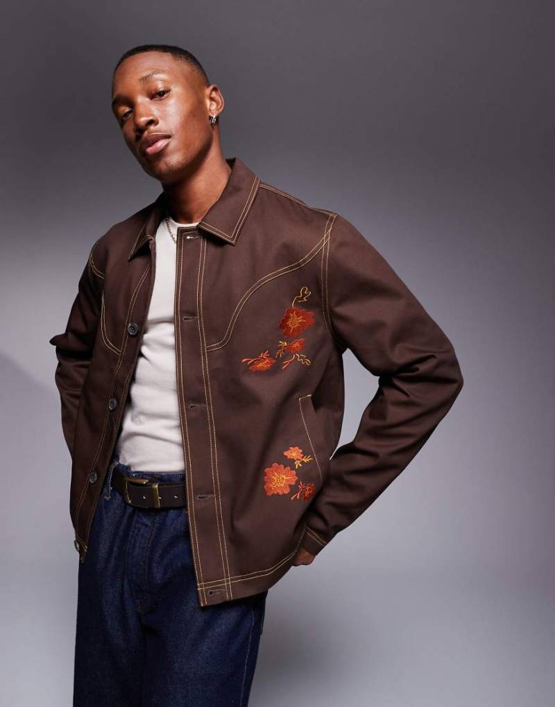 ASOS DESIGN - Harrington-Jacke in Braun mit Stickerei von ASOS DESIGN