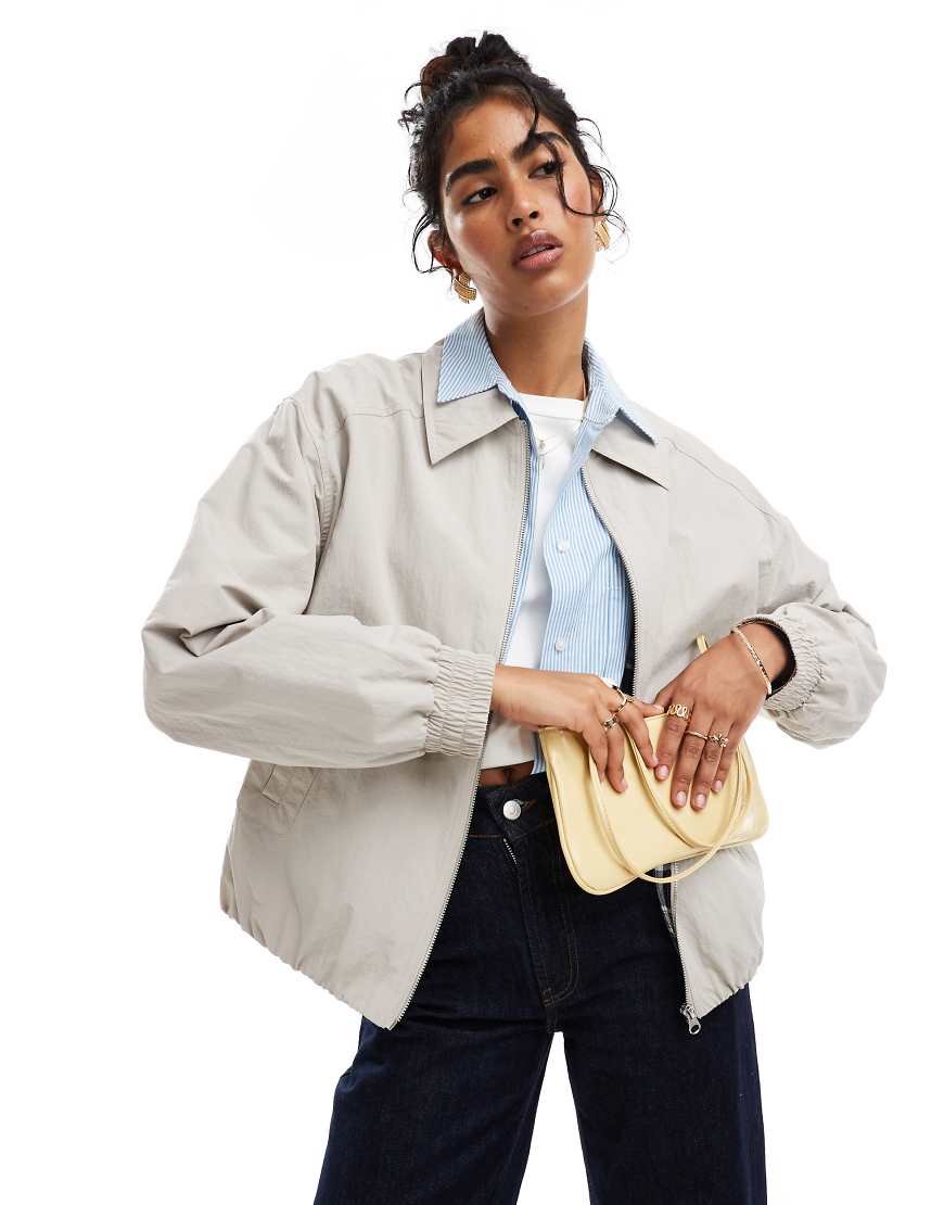 ASOS DESIGN - Harringtonjacke in Stone mit kariertem Innenfutter-Neutral von ASOS DESIGN