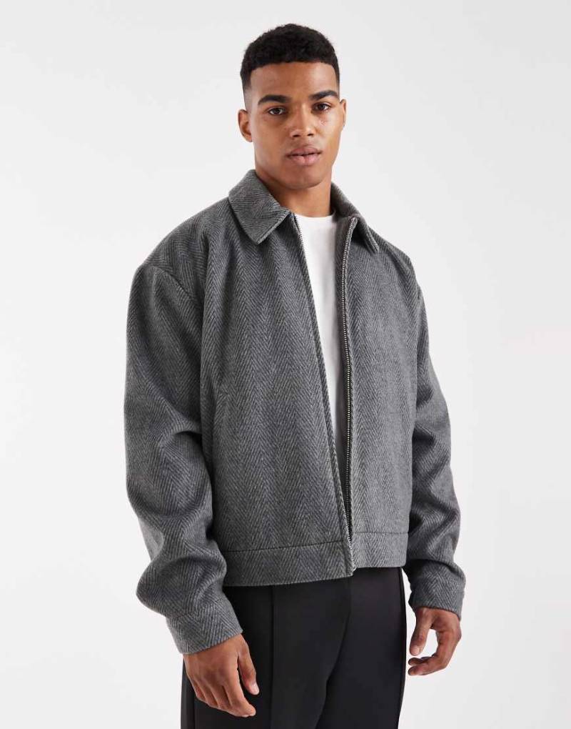 ASOS DESIGN - Harringtonjacke in grauer Woll-Optik mit Salz- und Pfeffermuster ASOS DESIGN - Harringtonjacke in grauer Woll-Optik mit Salz- und Pfeffermuster von ASOS DESIGN