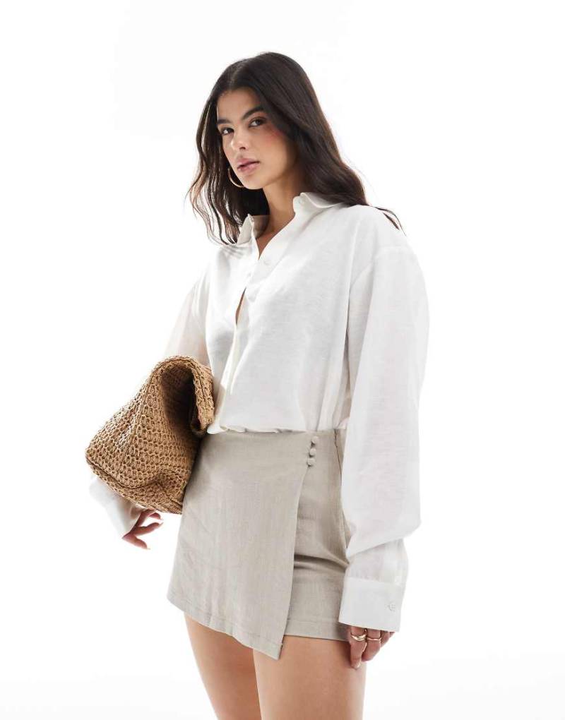 ASOS DESIGN - Hemdbluse aus Leinenmix in Weiß von ASOS DESIGN
