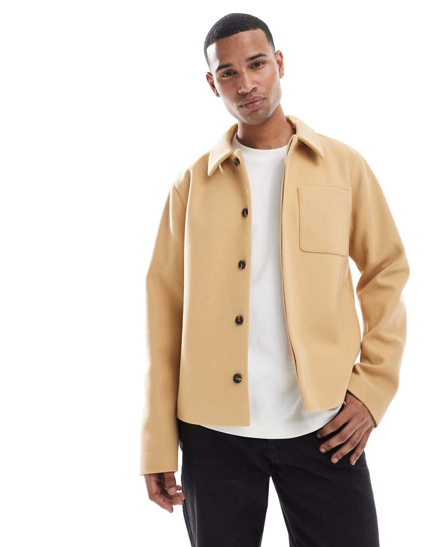 ASOS DESIGN - Hemdjacke mit Wolloptik in Camel-Neutral von ASOS DESIGN