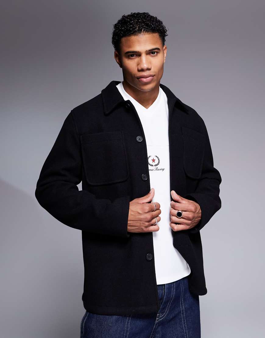 ASOS DESIGN - Hemdjacke mit Wolloptik in Schwarz ASOS DESIGN - Hemdjacke mit Wolloptik in Schwarz von ASOS DESIGN