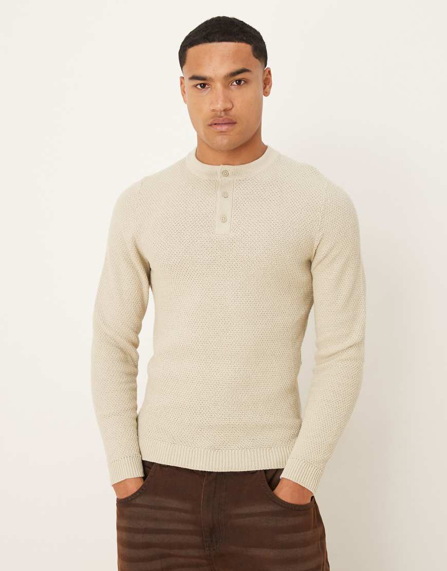 ASOS DESIGN - Henley-Pullover aus Strick in Creme mit körperbetontem Schnitt-Neutral von ASOS DESIGN