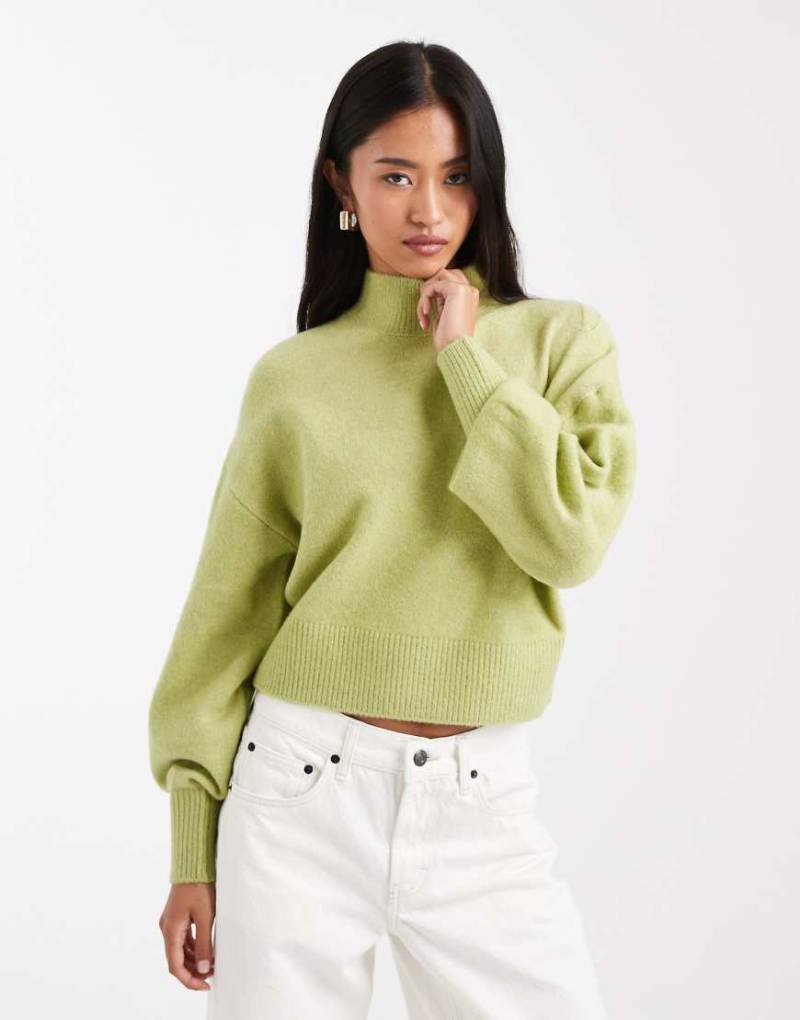 ASOS DESIGN - Hochgeschlossener Pullover in Pastaziengrün von ASOS DESIGN