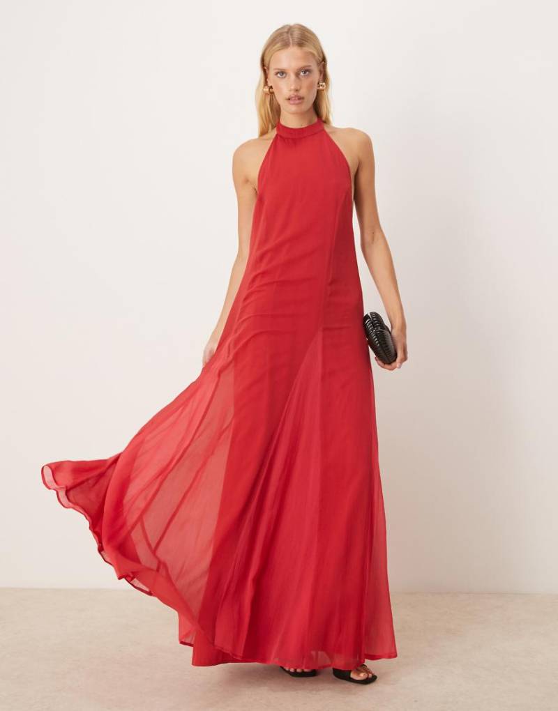 ASOS DESIGN - Hochgeschlossenes Chiffon-Maxikleid in Rot mit kontrastierendem Godet-Rockteil von ASOS DESIGN