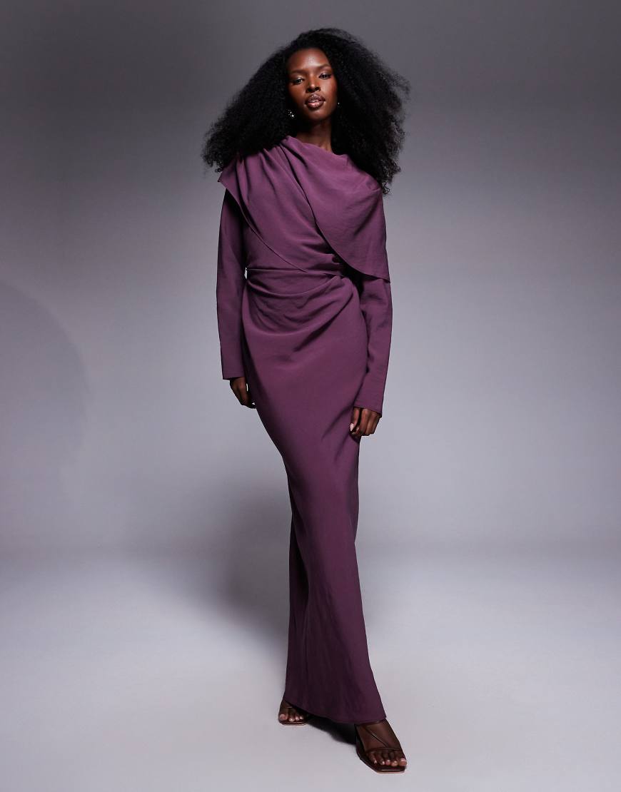 ASOS DESIGN - Hochgeschlossenes Maxikleid in Maulbeerrot mit drapiertem Oberteil-Lila ASOS DESIGN - Hochgeschlossenes Maxikleid in Maulbeerrot mit drapiertem Oberteil-Lila von ASOS DESIGN