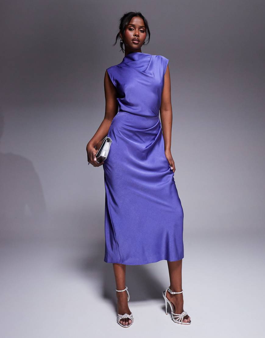 ASOS DESIGN - Hochgeschlossenes Satin-Midikleid in Kornblumenblau mit gefaltetem Oberteil von ASOS DESIGN