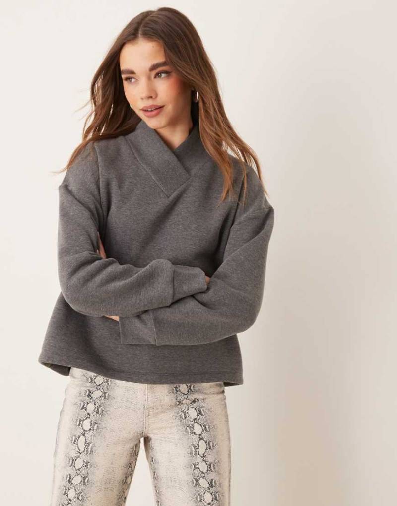 ASOS DESIGN - Hochgeschlossenes Sweatshirt in Grau meliert mit kastigem Schnitt von ASOS DESIGN