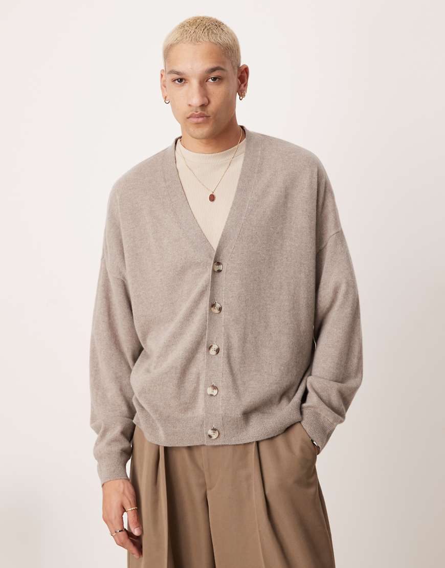 ASOS DESIGN - Hochwertige, kastige Oversize-Strickjacke in Taupe aus 100% Kaschmir-Grau von ASOS DESIGN