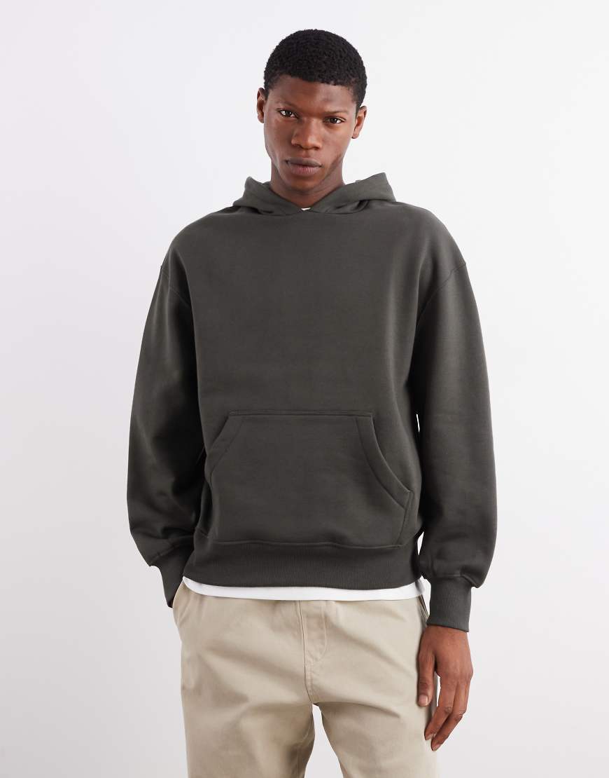 ASOS DESIGN - Hochwertiger, schwerer Oversize-Kapuzenpullover in Khaki-Grün ASOS DESIGN - Hochwertiger, schwerer Oversize-Kapuzenpullover in Khaki-Grün von ASOS DESIGN