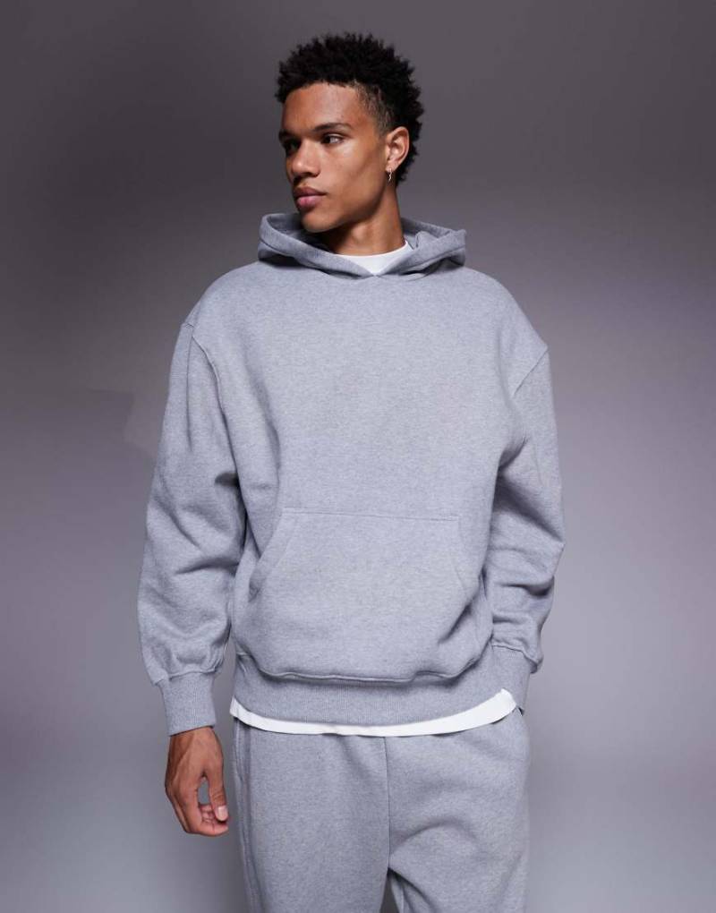 ASOS DESIGN - Hochwertiger Oversize-Kapuzenpullover aus schwerem Stoff in meliertem Grau, 400 g/m² von ASOS DESIGN