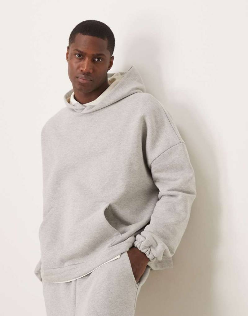 ASOS DESIGN - Schwerer, hochwertiger Oversize-Kapuzenpullover in Grau meliert mit kastigem Schnitt, 650 g/m², Kombiteil von ASOS DESIGN