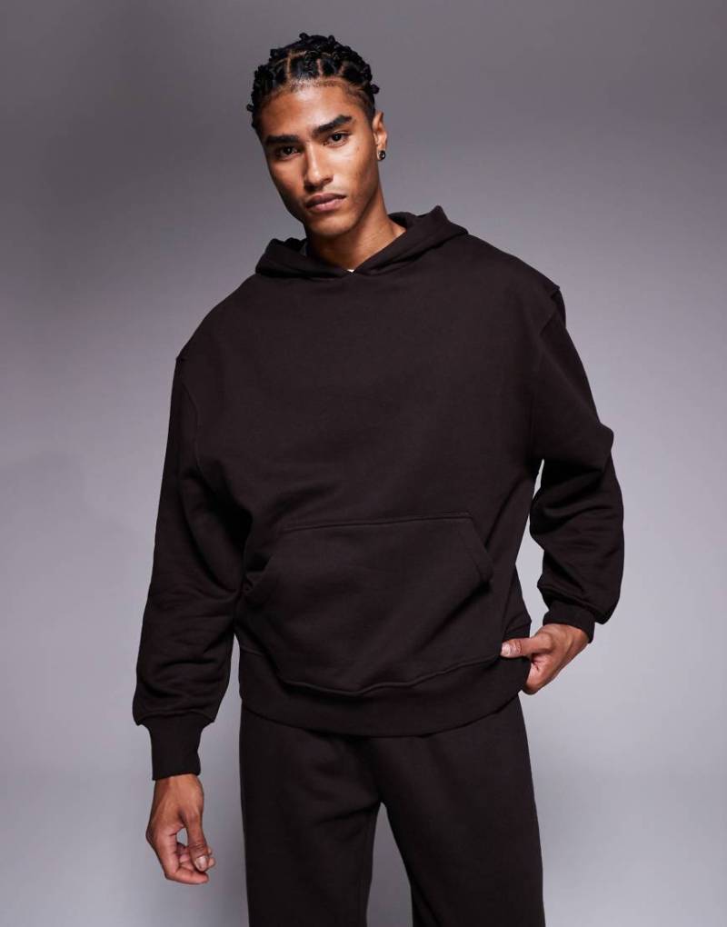 ASOS DESIGN - Hochwertiger Oversize-Kapuzenpullover aus schwerem Stoff in Braun, 400 g/m²-Brown von ASOS DESIGN