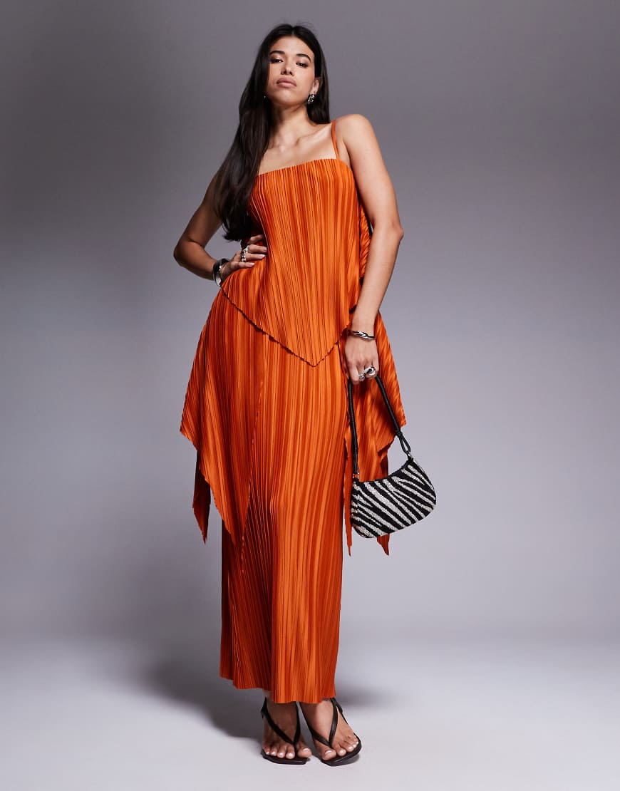 ASOS DESIGN - Hochwertiges, doppellagiges Plissee-Maxikleid in Rostrot mit eckigem Ausschnitt und weitem Saum-Orange ASOS DESIGN - Hochwertiges, doppellagiges Plissee-Maxikleid in Rostrot mit eckigem Ausschnitt und weitem Saum-Orange von ASOS DESIGN