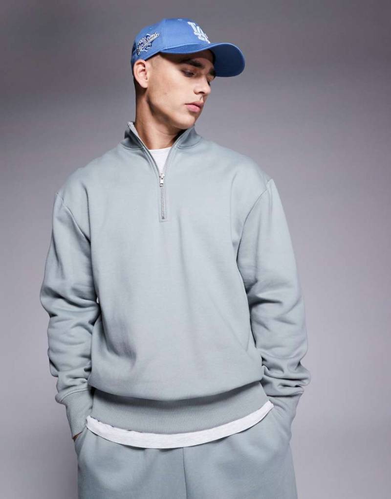 ASOS DESIGN - Hochwertiges, schweres Oversize-Sweatshirt in verwaschenem Hellgrau mit kurzem Reißverschluss, 400 g/m²-Grün von ASOS DESIGN