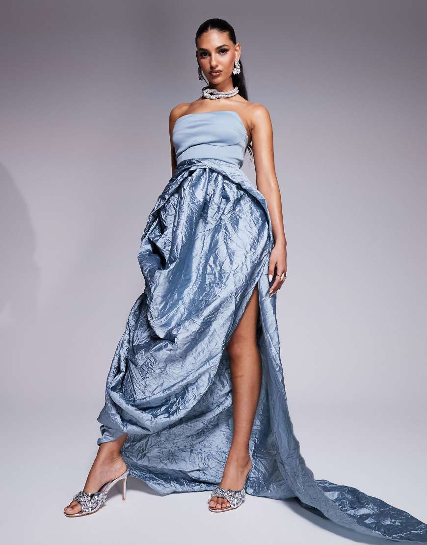 ASOS DESIGN - Hochwertiges, trägerloses Maxikleid in Blau mit strukturiertem Taftrock ASOS DESIGN - Hochwertiges, trägerloses Maxikleid in Blau mit strukturiertem Taftrock von ASOS DESIGN
