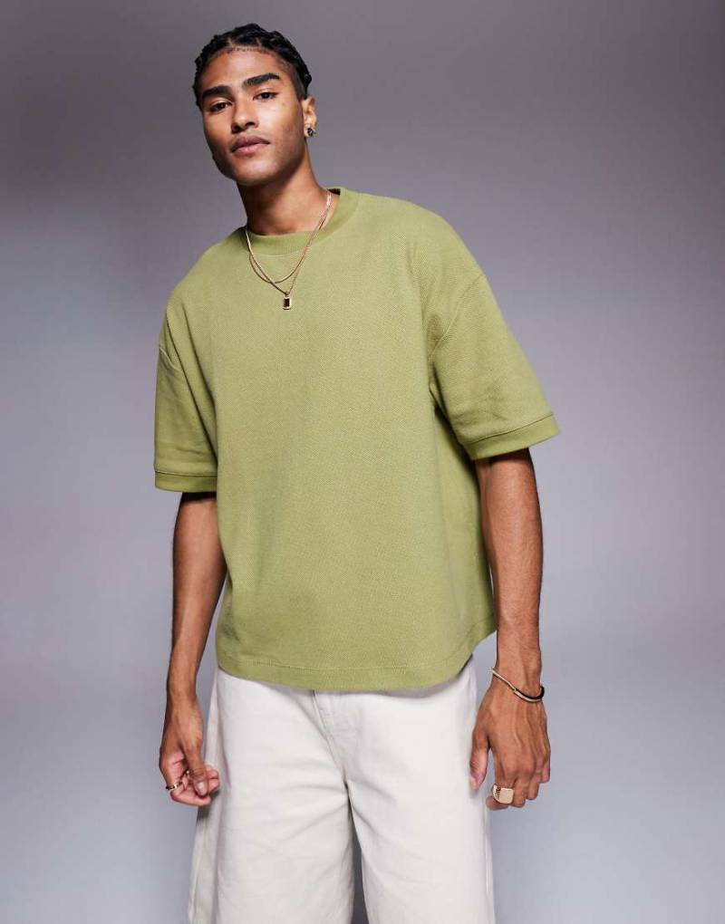 ASOS DESIGN - Hochwertiges Pikee-T-Shirt in Khaki mit kastigem Oversize-Schnitt-Grün von ASOS DESIGN