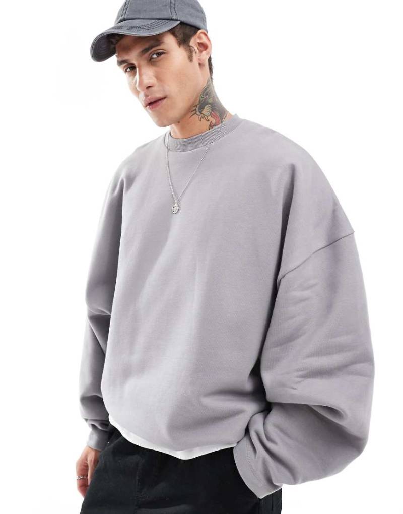 ASOS DESIGN - Hochwertiges Sweatshirt aus 400 g/m² schwerem Material in Grau mit extremer Oversize-Passform und Rundhalsausschnitt von ASOS DESIGN