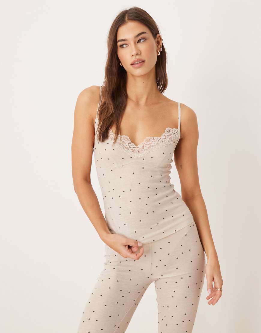 ASOS DESIGN - Honey - Anschmiegsames Pyjama-Camisole in Cremeweiß mit Polka Dots und Spitzenborte-Neutral von ASOS DESIGN