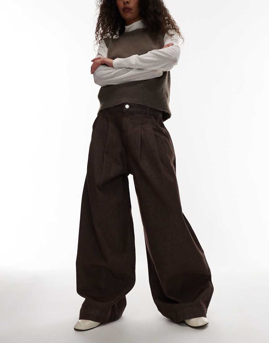 ASOS DESIGN - Horseshoe-Jeans in Braun mit Oversize-Schnitt-Brown von ASOS DESIGN