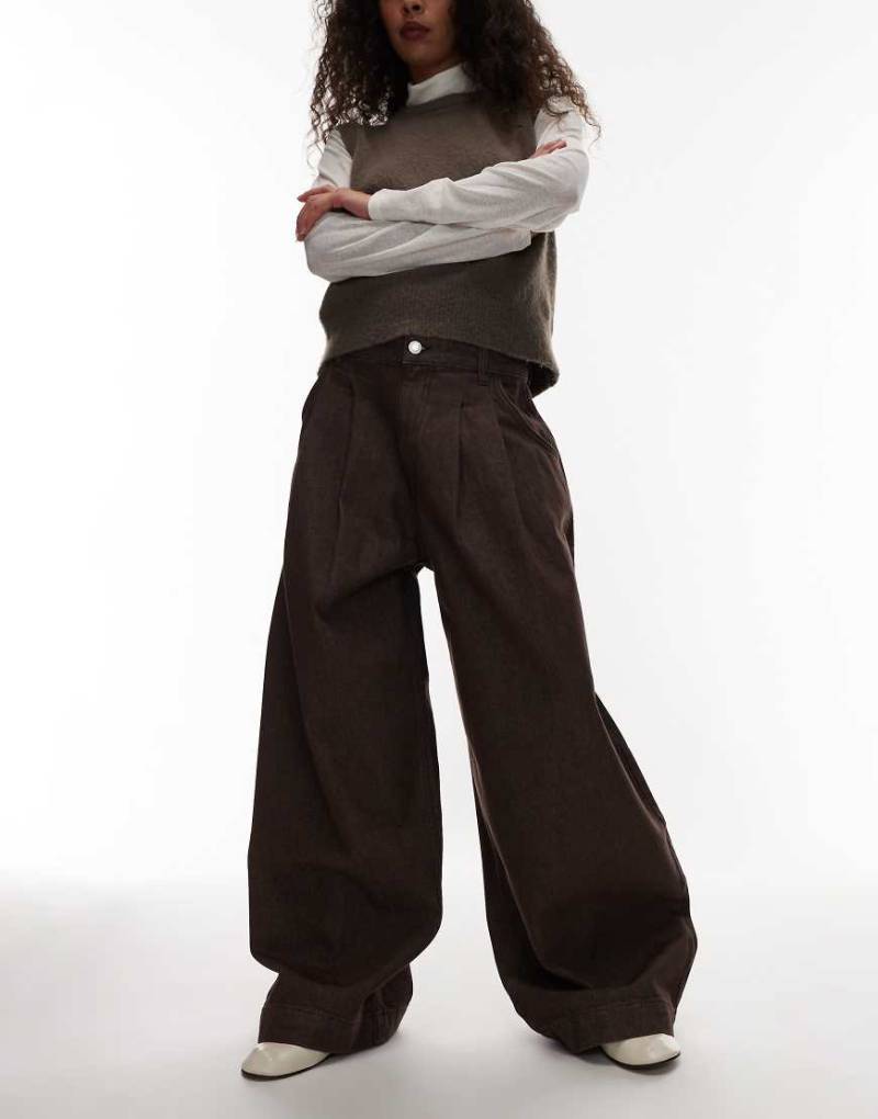 ASOS DESIGN - Horseshoe-Jeans in Braun mit Oversize-Schnitt-Brown ASOS DESIGN - Horseshoe-Jeans in Braun mit Oversize-Schnitt-Brown von ASOS DESIGN