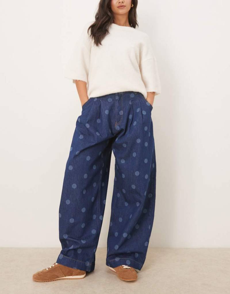 ASOS DESIGN - Horseshoe-Jeans mit Oversize-Schnitt und gelasertem Polka-Dot-Muster-Blau von ASOS DESIGN