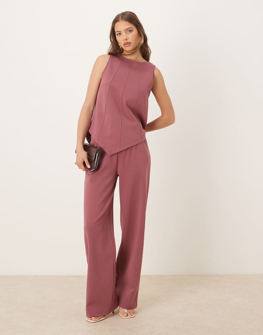 ASOS DESIGN - Hose aus Interlock-Stoff in Staubrot mit weitem Bein, Kombiteil von ASOS DESIGN