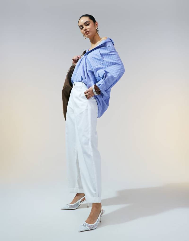 ASOS DESIGN - Hose in Wollweiß mit schmal zulaufendem Beinschnitt und umgeschlagenem Saum ASOS DESIGN - Hose in Wollweiß mit schmal zulaufendem Beinschnitt und umgeschlagenem Saum von ASOS DESIGN