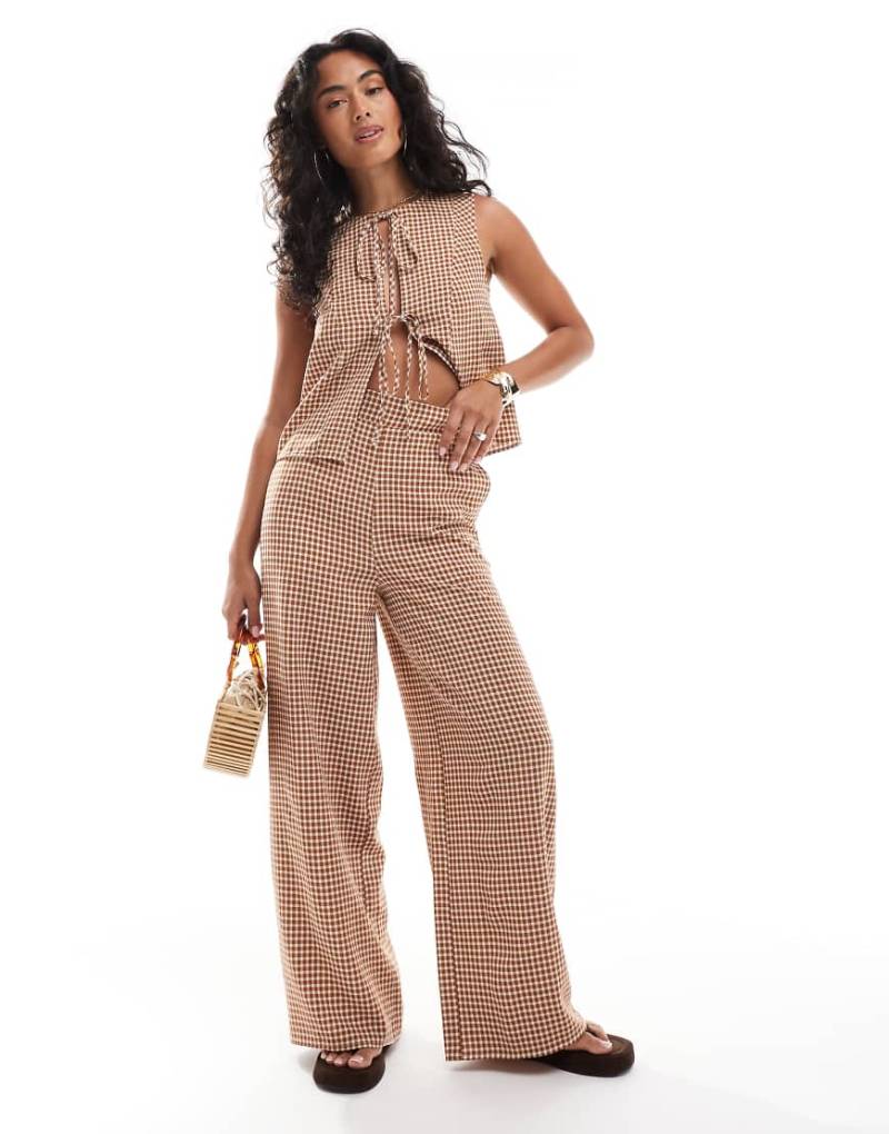 ASOS DESIGN - Hose mit Vichy-Karo und weitem Bein, Kombiteil-Bunt von ASOS DESIGN