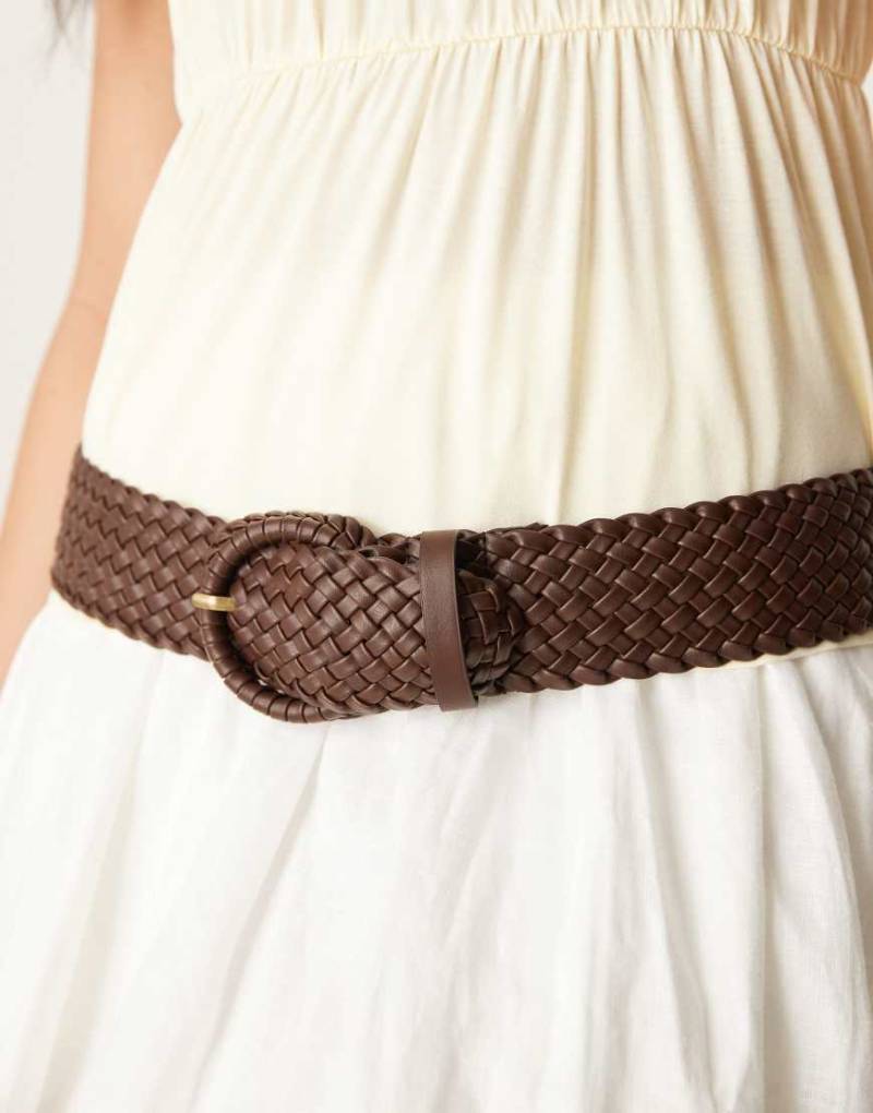 ASOS DESIGN - Hüft- und Taillengürtel in Schokobraun mit gewebtem Detail von ASOS DESIGN