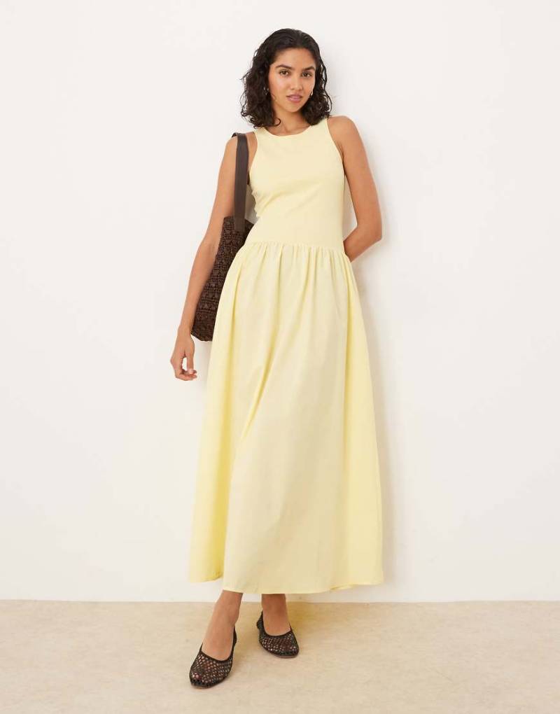 ASOS DESIGN - Hybrid-Maxikleid in Buttermilchgelb mit Racerback-Rücken von ASOS DESIGN