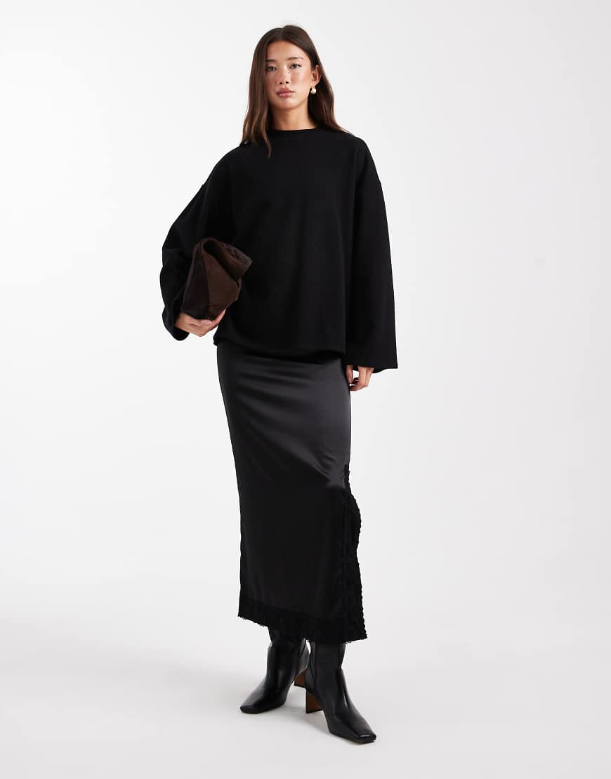 ASOS DESIGN - Hybrid-Sweatshirt in Schwarz mit Midikleid aus Satin und Spitze von ASOS DESIGN