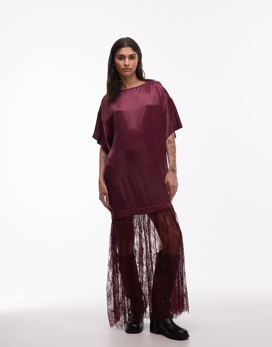 ASOS DESIGN - Hybrid-T-Shirt-Maxikleid aus Satin in Burgunderrot mit Rock aus Spitze von ASOS DESIGN