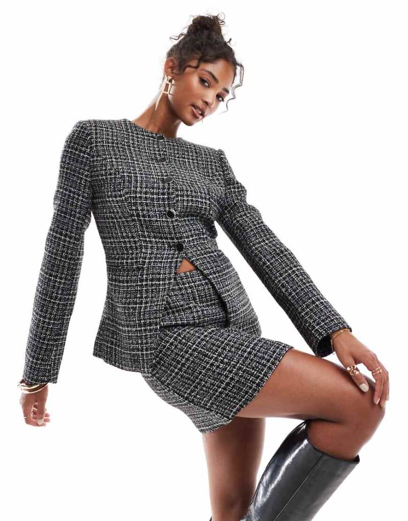 ASOS DESIGN - Jacke aus Bouclé in Schwarz-Weiß mit geraffter Taille, Kombiteil von ASOS DESIGN