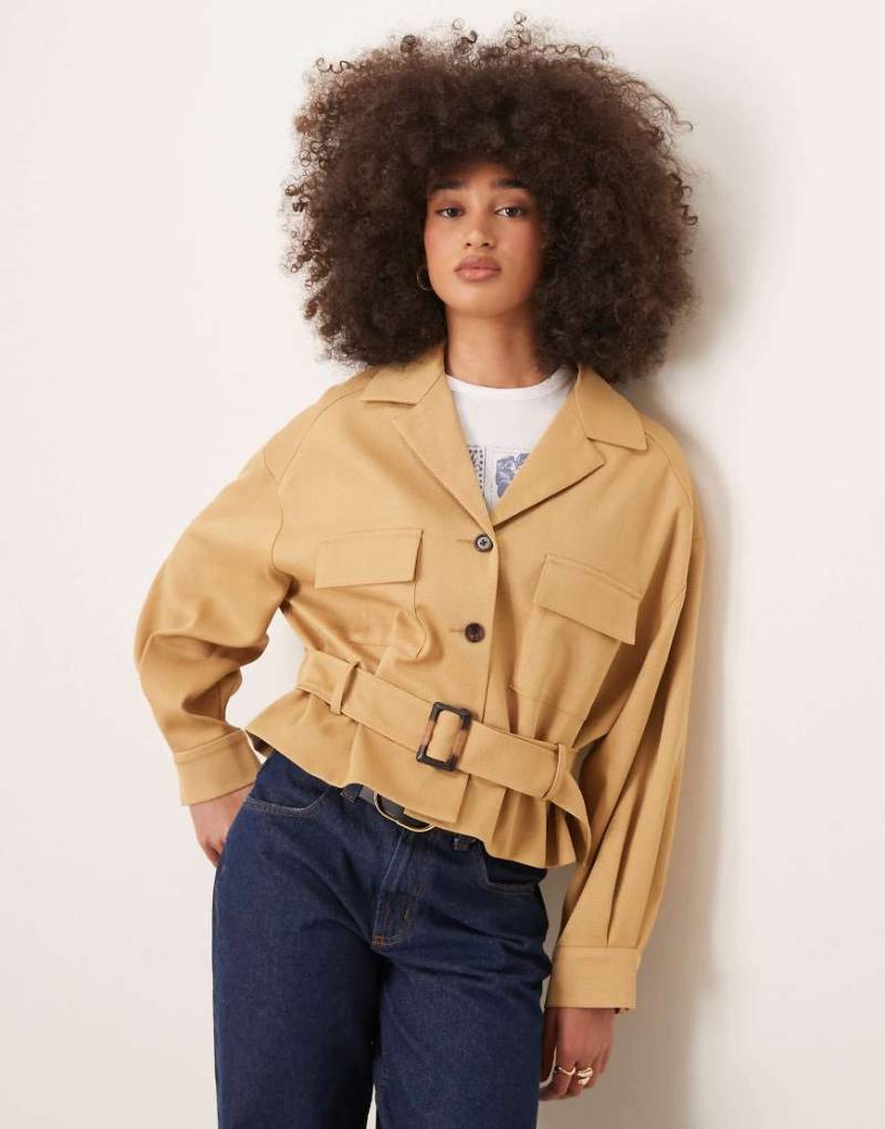 ASOS DESIGN - Jacke in Camel mit Utility-Taschen-Neutral von ASOS DESIGN