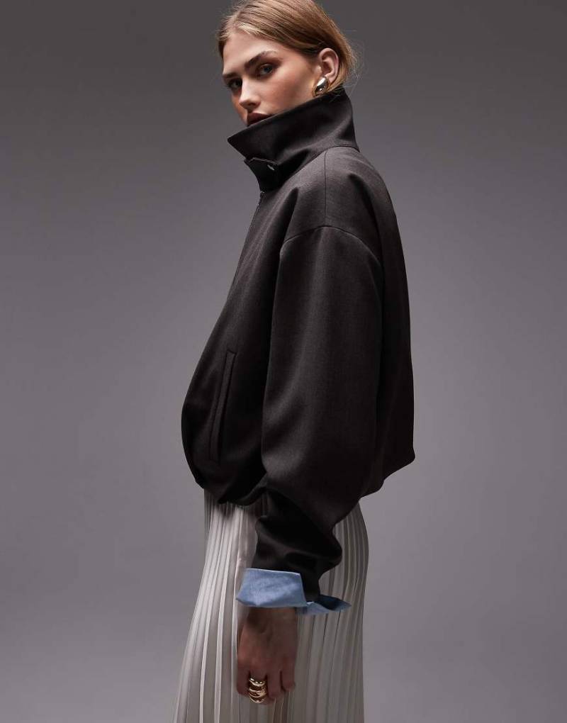 ASOS DESIGN - Jacke in Grau mit drapierter Rückseite und Stehkragen-Brown von ASOS DESIGN