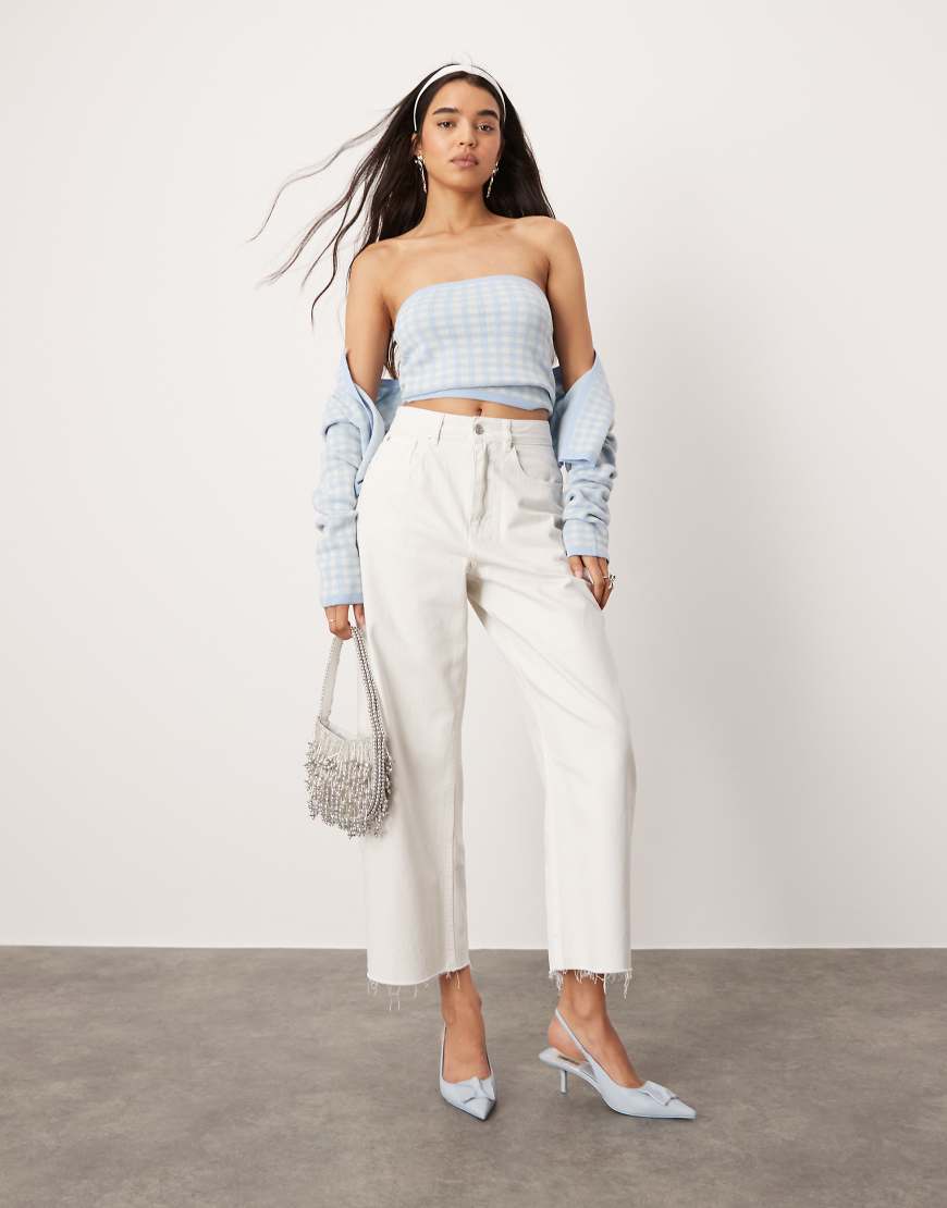 ASOS DESIGN - Jeans in Ecru mit abgerundetem Beinschnitt und Taillenlasche-Neutral von ASOS DESIGN