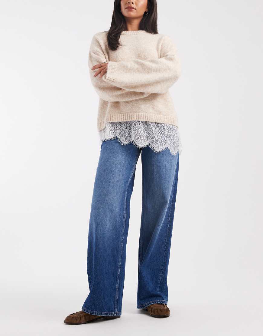 ASOS DESIGN - Jeans in dunkler Waschung mit weitem Bein und niedrigem Bund-Blau von ASOS DESIGN