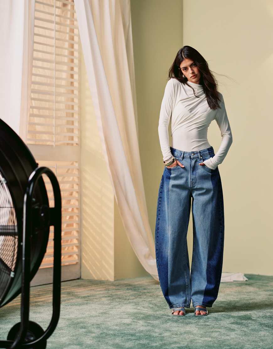 ASOS DESIGN - Barrel-Leg-Jeans in gleichfarbiger Waschung mit hohem Bund-Blau ASOS DESIGN - Barrel-Leg-Jeans in gleichfarbiger Waschung mit hohem Bund-Blau von ASOS DESIGN